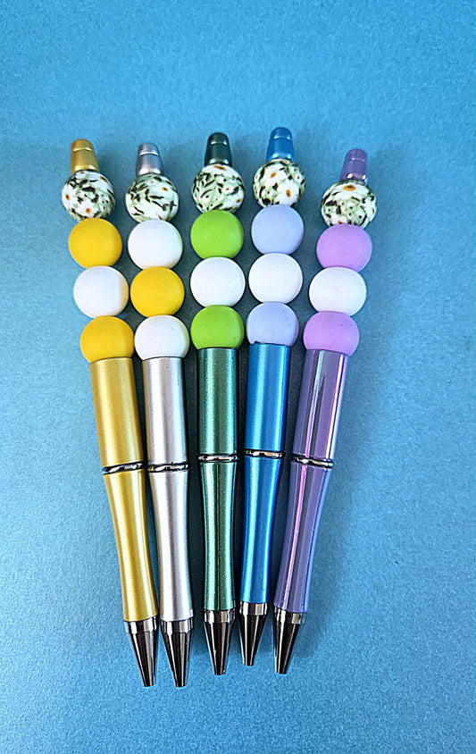 Daisy printed beaded pen