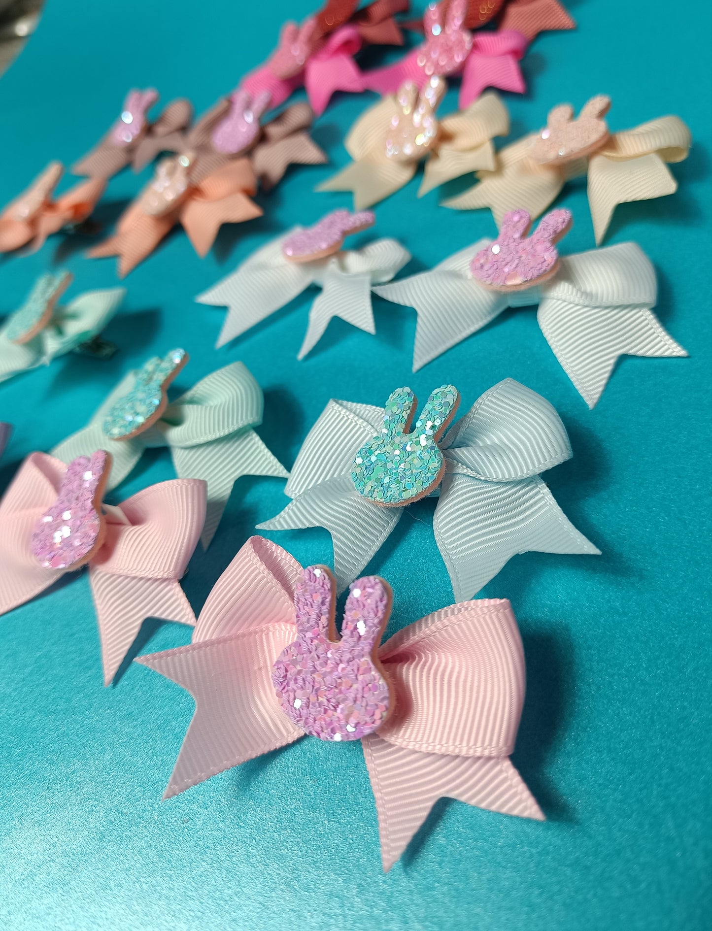 Mini Bows on Clips