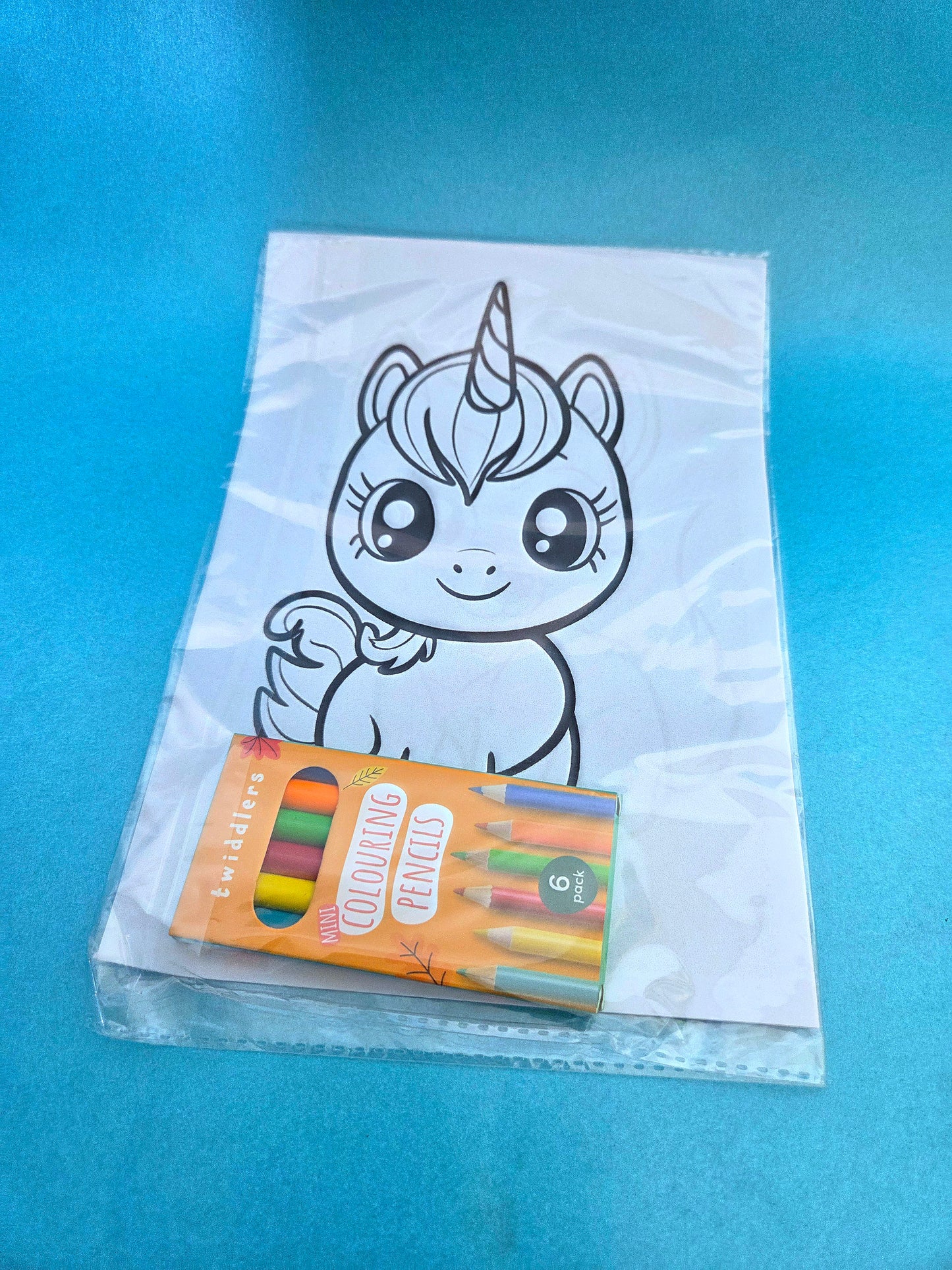 Colouring packs